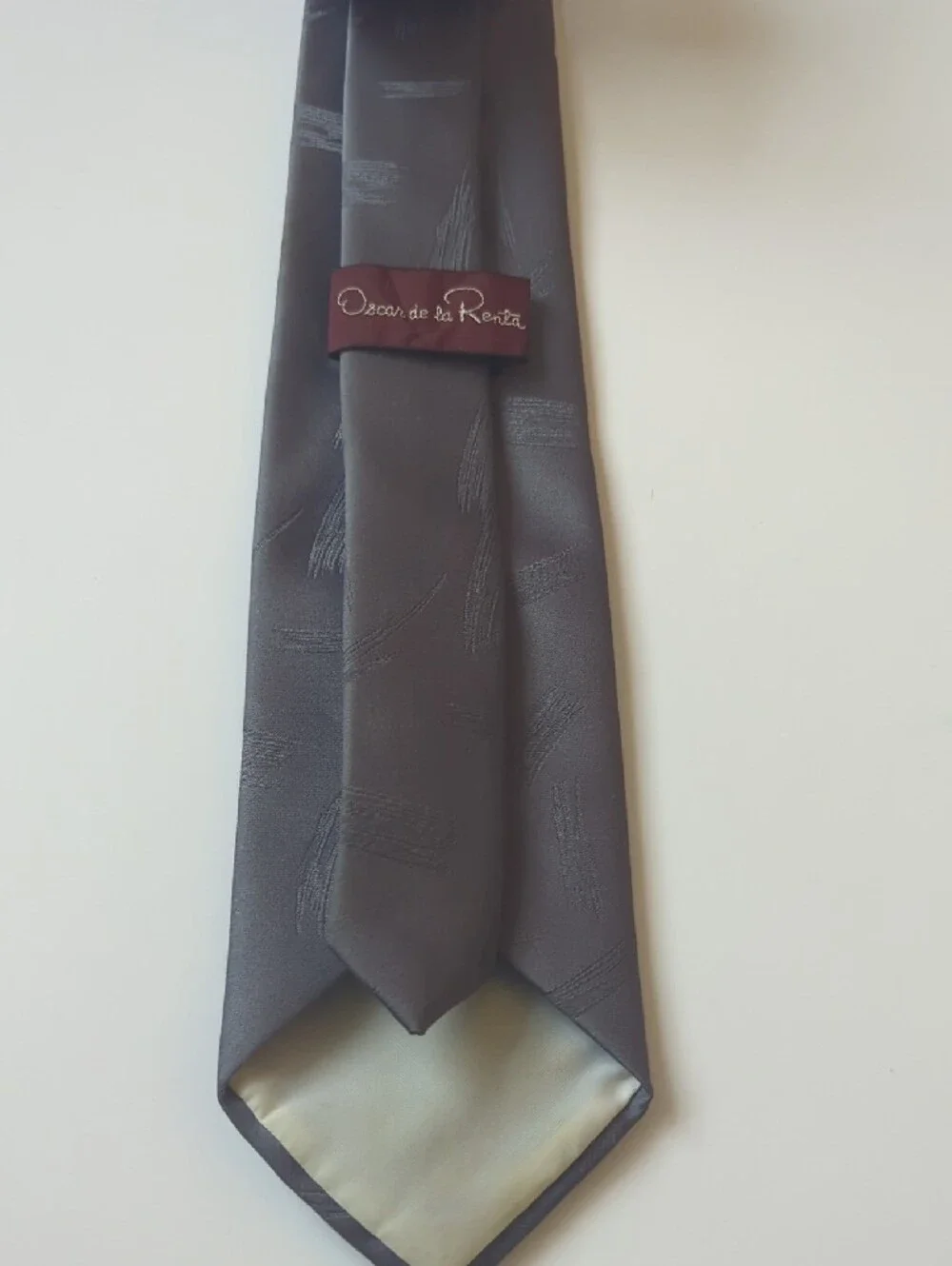 Vintage Oscar de la Renta Grey Textured Silk Tie